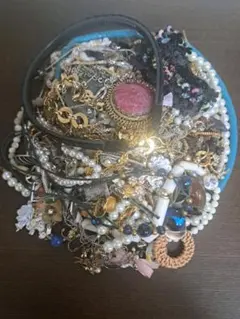 アクセサリー まとめ売り ジャンク 大量 セット ネックレス ブローチなど アクセサリーまとめ売り ジャンクアクセサリーまとめ売り