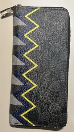 LOUIS VUITTON ルイヴィトン ジッピーウォレット