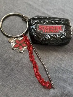 Niko and… Stranger Things キーホルダー 花型チャーム付