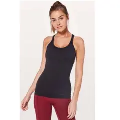 ルルレモン　カップ付きタンクトップ　ブラック 6