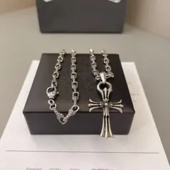 十字架　ネックレス