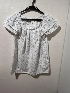 NATURAL BEAUTY BASICドット柄 フリル袖 ブラウスＳ(M)