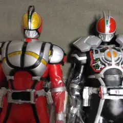 仮面ライダーファイズ　仮面ライダーカイザ　　2体セット　　　新品未使用、未開封品