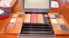 RMK 2017年クリスマスコフレ セダクティブラブパレット・ガーデン