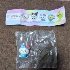 ちいかわ×サンリオキャラクターズ なりきりフィギュア ハチワレ ハローキティ