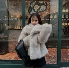 2025年最新】zara ファーコートの人気アイテム - メルカリ