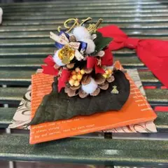 SALE！本日発送可能★ ミニ クリスマスツリー 松ぼっくり ハンドメイド