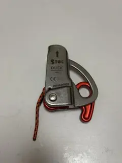 Item thumbnail for item 27b02aa8-1e02-4173-b1b5-dfe94b3c71d5