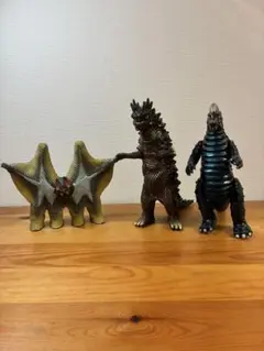 ウルトラマンシリーズ 怪獣ソフビセット　ペスター、ベムラー、ブラックキング