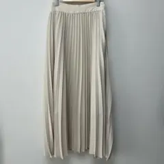 アイボリー色 プリーツスカート ウエストゴム　 Mサイズ