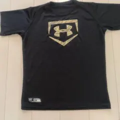 Under Armour 黒 Tシャツ YXL