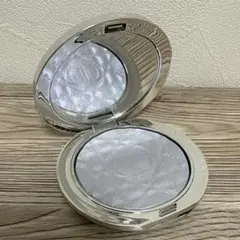 ディオールスキン フォーエヴァー グロウ ルミナイザー 05 ブルーストロボ