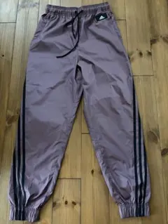 adidasアディダス　トラックパンツ　ジャージ ポリエステル　M