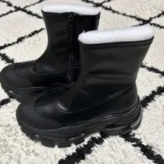 ジーナシス　クリアソールスニーカーブーツ