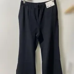 新品ユニクロ　ストレートフレアロングパンツM