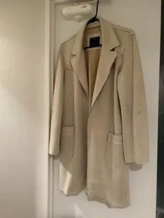 ベルシュカ bershka お洒落　ベージュ　ジャケット　チェスターコート