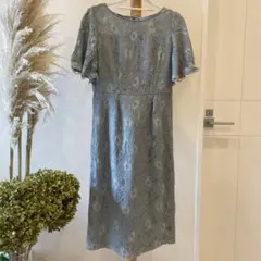 EMOTIONALL DRESSES 膝下ワンピース