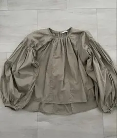 CLANE クラネ　VOLUME PUFF SMOCK TOPS サイズ１のサムネイル