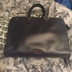 Prada ネイビー レザー ビジネスバッグ 最終値引き かなり美品