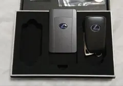 Item thumbnail for item f9b918f1-233d-4f28-840d-9940db1ba08e