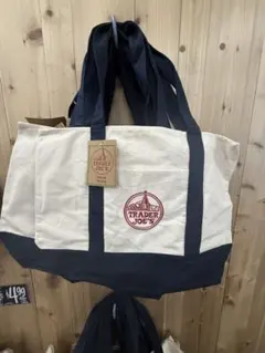 トレーダーズジョーのトートバッグ