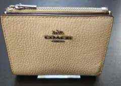 美品 コーチ COACH 二つ折りミニ財布 ベージュホワイト系 レザーのサムネイル