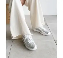 2026年最新】i need more shoes harukaの人気アイテム - メルカリ