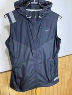 Nike ゴルフ　スポーツ　L メンズ フード付きベスト 黒