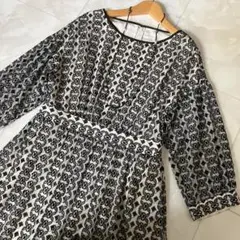 新品　コース　koos 3.4万　総刺繍　袖透け感　ワンピース　40のサムネイル