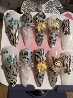 3点ゼブラ柄 ネイルチップ 3D装飾付きMサイズ