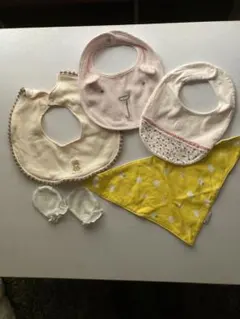 ブランドベビースタイ　GAP他　4枚セット