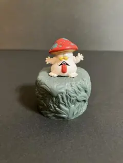 ドラゴンクエスト　フィギュア　ボトルキャップ　おばけきのこ　美品