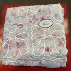 TOCCA ハンカチ 花柄 刺繍 スカラップ　55cmのサムネイル