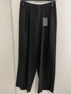 ブラック ワイドパンツ