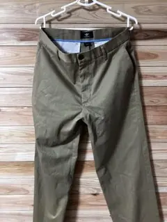 DOCKERS カーキ クラシックフィットチノパン