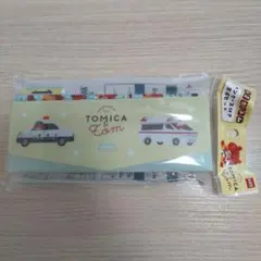 新品　トミカ 　ペンケース付き　文具セット　車両柄　とみかとトム　TOMICA