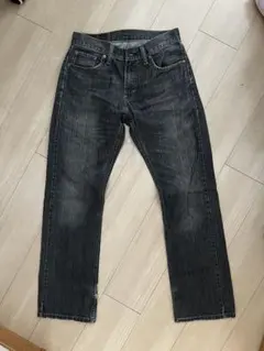 Levi's 514 ストレートデニム ブラック W28 L30のサムネイル