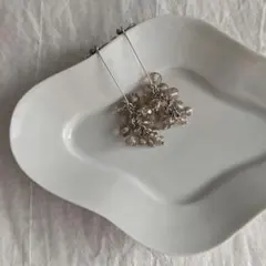 クリスタルビーズ フラワーモチーフ イヤリング