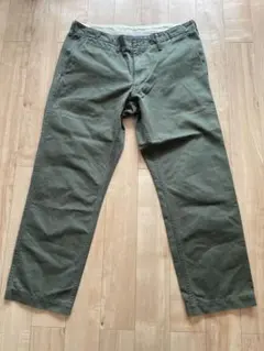 UNIQLO カーキ　パンツ ウエスト85cm レングス76cm