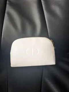 Dior 白ポーチ