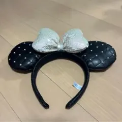 ディズニー　ミニーちゃん　カチューシャ レザー素材