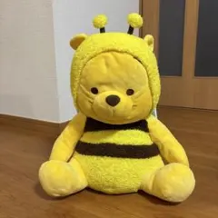 ミツバチプーさん　ぬいぐるみ