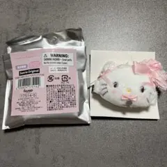 サンリオキャラクターズ　ホワイトフリルデザイン　ヘアクリップ　チャーミーキティ