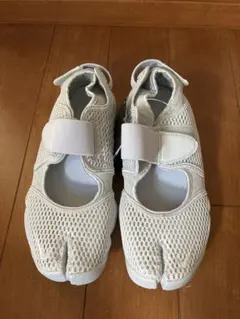 NIKE AIR RIFT エアリフト ライトグレー　スティーブンアラン25cm NIKE AIR RIFT エアリフト ライトグレー スティーブンアラン25cm