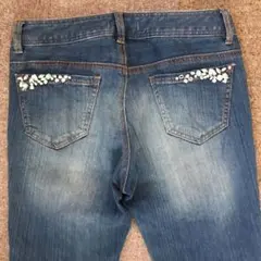 Item thumbnail for item f6cf4271-b9e7-41ca-8f6b-c2d6b99c1abc