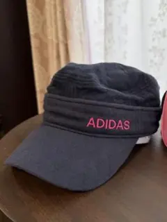 週末セール　ADIDAS ネイビー 2wayバイザーキャップ