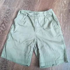 UNIQLO カーキ 半ズボン 140
