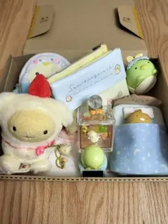 すみっコぐらし　あれこれ10点　ぬい　ポーチ、シールなど