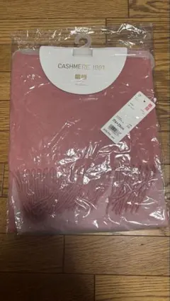 UNIQLO カシミヤ100% マフラー ピンクのサムネイル