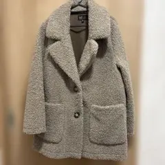 ベージュ フリースジャケット